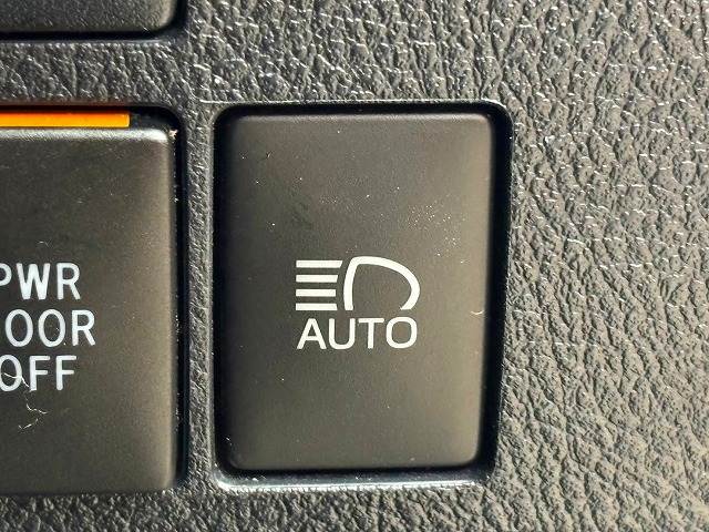 トヨタ アルファードの画像8
