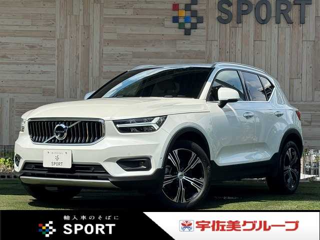 ボルボXC40◆B4 AWD Inscription 外観