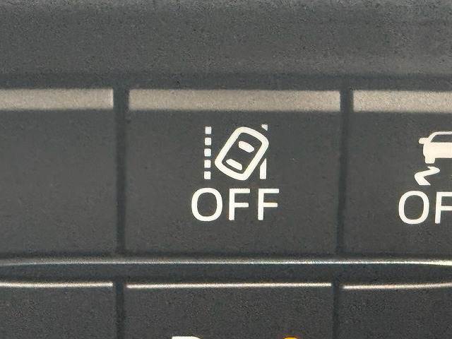 ロードスターＳレザーパッケージ　ＡｐｐｌｅＣａｒＰｌａｙ／黒革シート／ＭＴ車／シートヒーター／クルーズコントロール／Ｂｌｕｅｔｏｏｔｈ／フルセグ／レーンキープアシスト／クリアランスソナー／アダプティブヘッドライト／バックカメラ 内装他