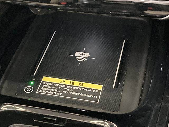 ホンダ ヴェゼルハイブリッドの画像8