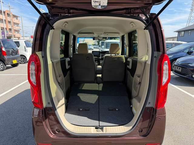 ホンダ N-BOXの画像13