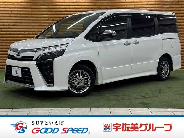 トヨタ ヴォクシーハイブリッドの画像1