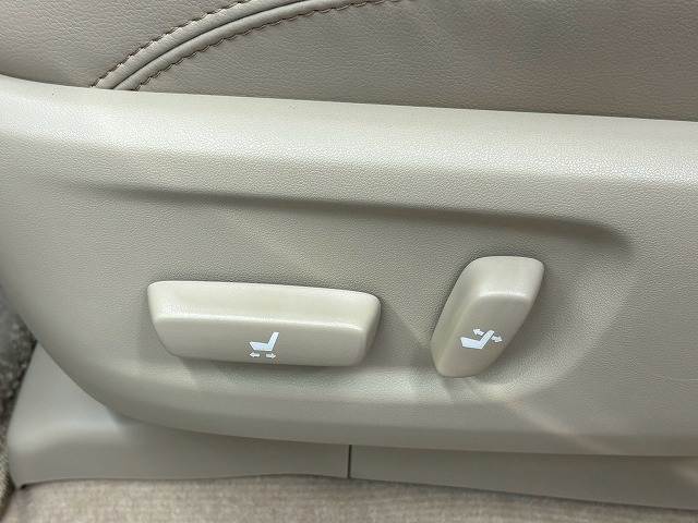 トヨタ ランドクルーザープラドの画像8