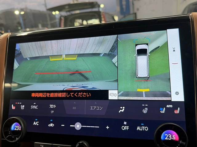 トヨタ ヴェルファイアの画像4