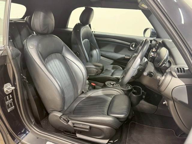 BMW&nbsp;MINI CONVERTIBLEの画像10