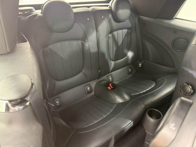 BMW&nbsp;MINI CONVERTIBLEの画像11