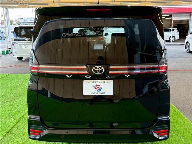 トヨタ ヴォクシーの画像17