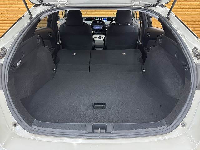 トヨタ プリウスの画像20