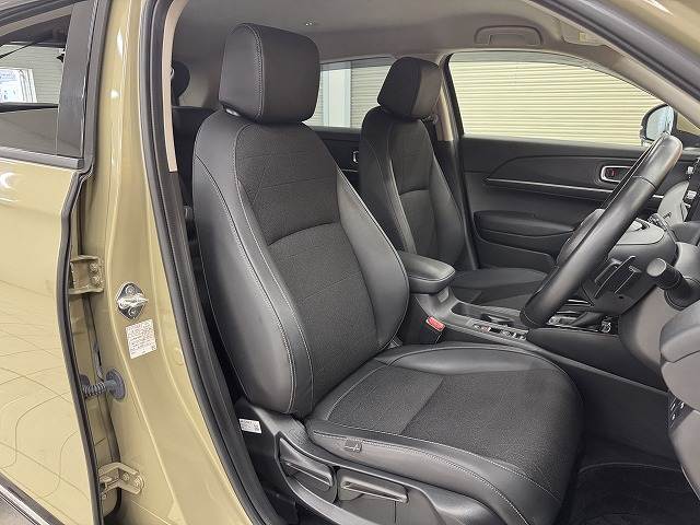 ホンダ ヴェゼルハイブリッドの画像8