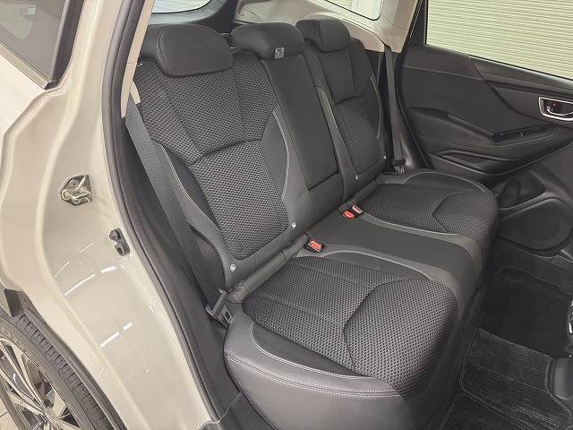 スバル フォレスターの画像9