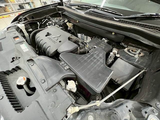 三菱 アウトランダーの画像14