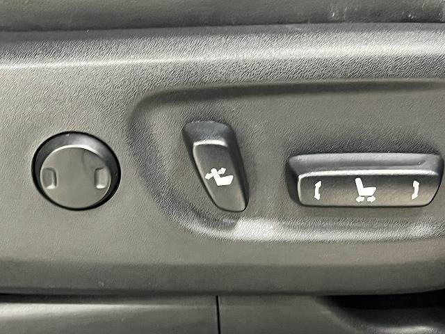 トヨタ ランドクルーザープラドの画像13