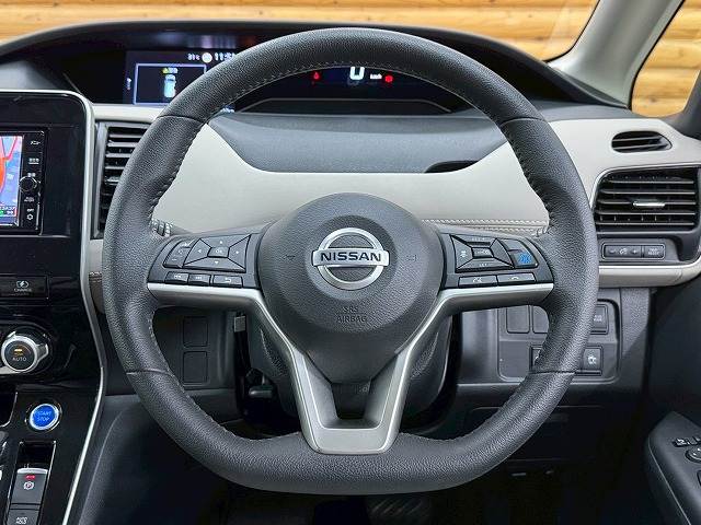 日産 セレナの画像14