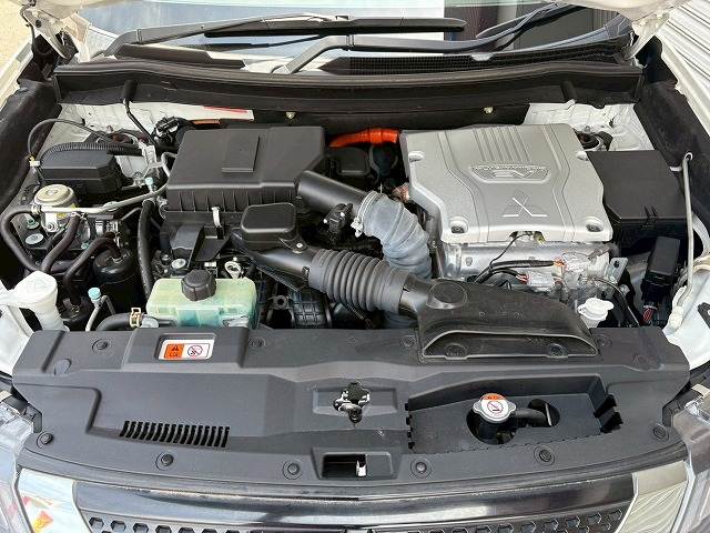 三菱 アウトランダーPHEVの画像14