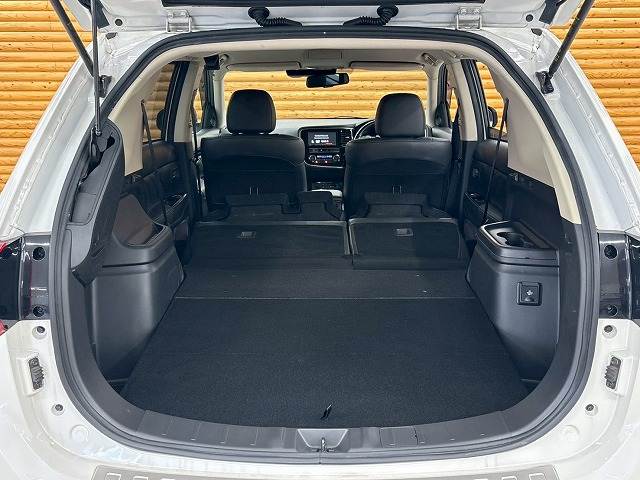 三菱 アウトランダーPHEVの画像20