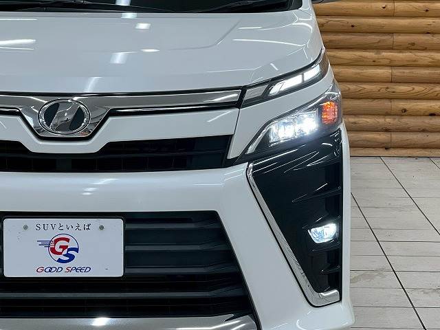 トヨタ ヴォクシーの画像11