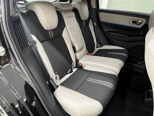 ホンダ ヴェゼルハイブリッドの画像9