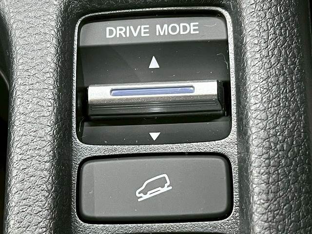 ホンダ ヴェゼルハイブリッドの画像12