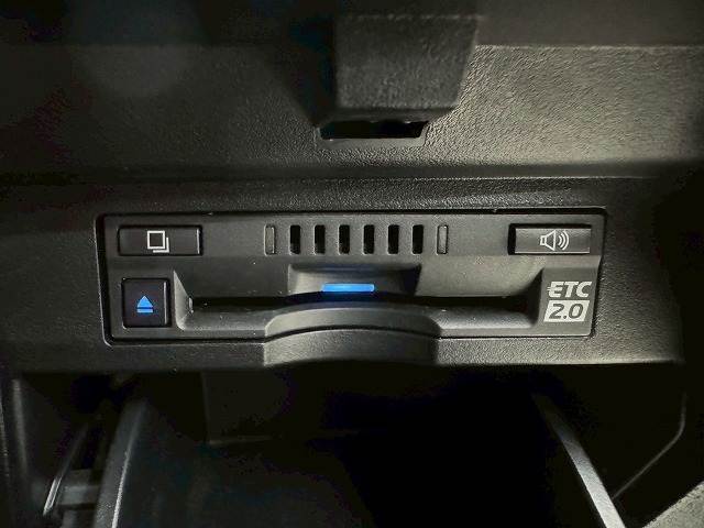 トヨタ アルファードの画像11