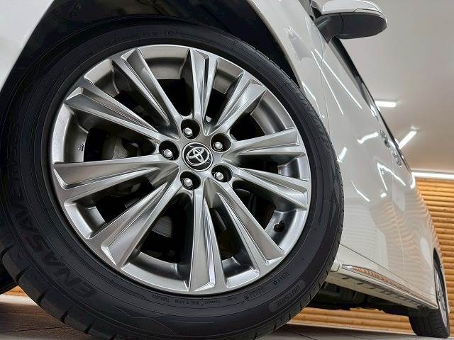 トヨタ アルファードの画像16