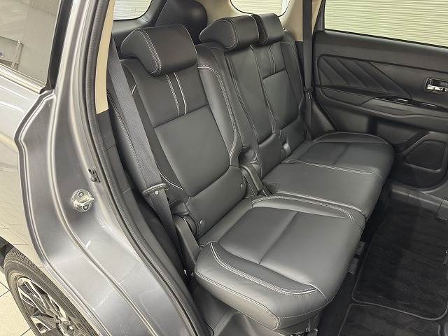 三菱 アウトランダーPHEVの画像9