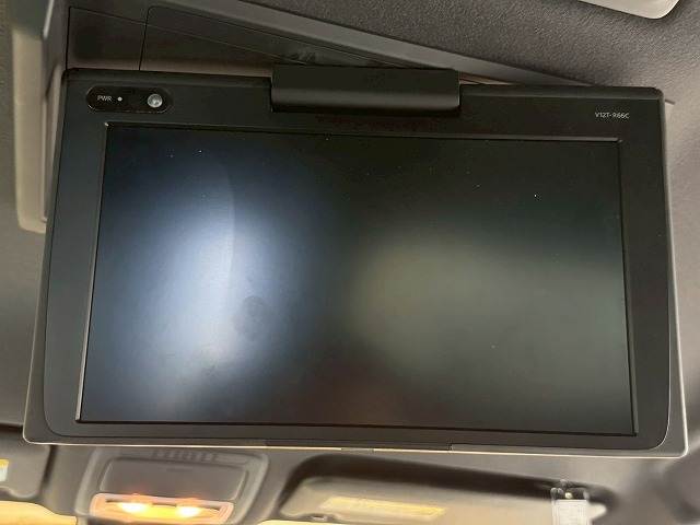 ノアSi“W×B” 内装他