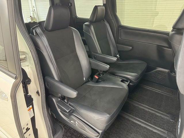 トヨタ ノアの画像9