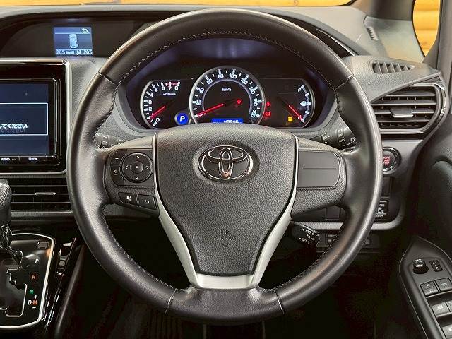 トヨタ ノアの画像13