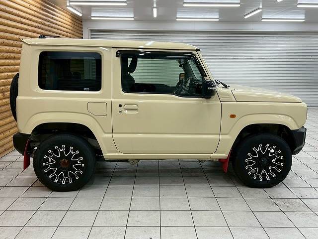 スズキ ジムニーの画像18