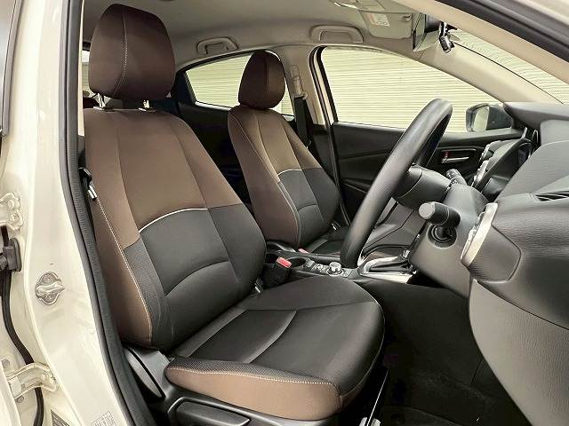 マツダ MAZDA2の画像8