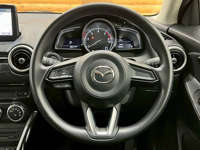 マツダ MAZDA2の画像13