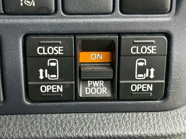 トヨタ ノアの画像6