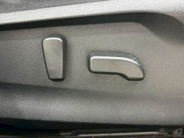 XVハイブリッド Advance 内装他