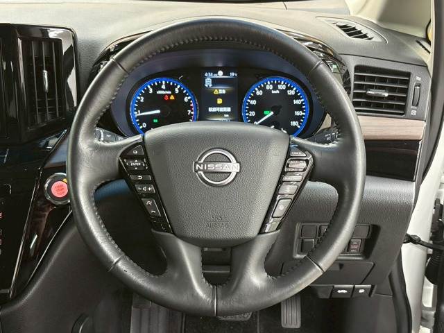 日産 エルグランドの画像14