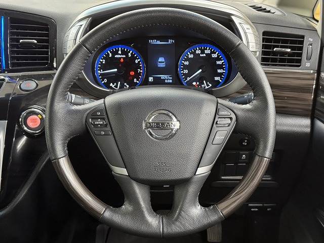 日産 エルグランドの画像14