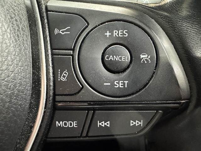 ハリアーZ “Leather Package” 内装他