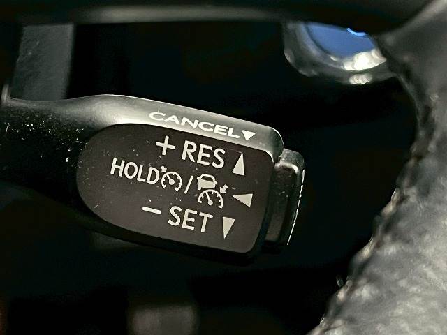 プリウスA プレミアム “ツーリングセレクション” 内装他