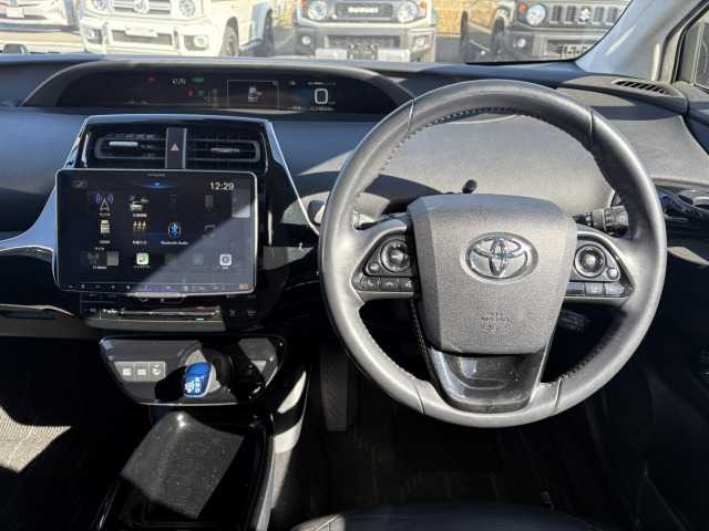 トヨタ プリウスの画像13