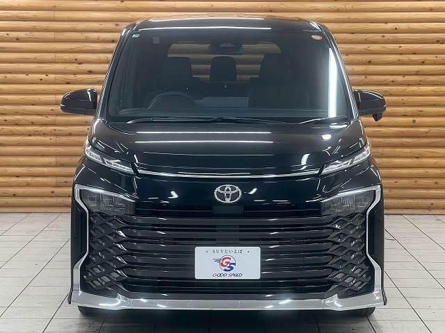 トヨタ ヴォクシーの画像17