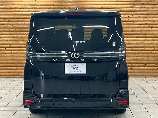 トヨタ ヴォクシーの画像19