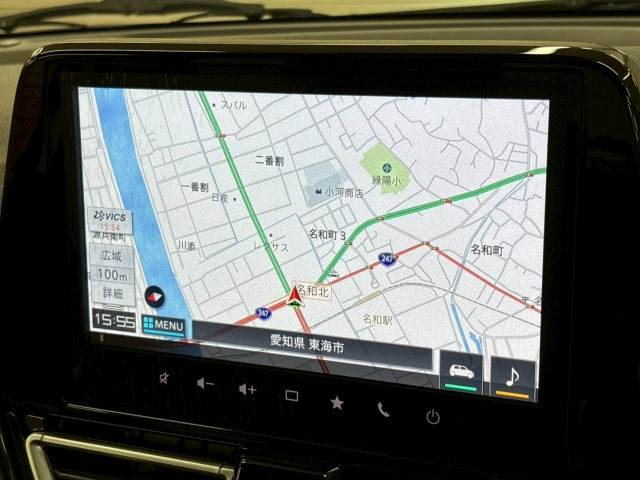 フロンクスベースグレード 内装他
