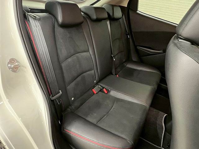 マツダ MAZDA2の画像10