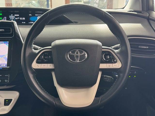 トヨタ プリウスの画像13