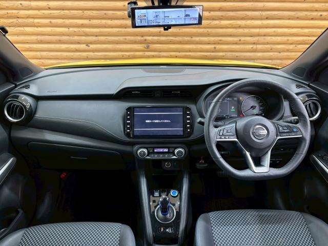 キックスX 内装他