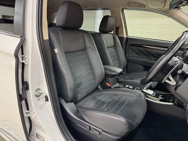 三菱 アウトランダーPHEVの画像8