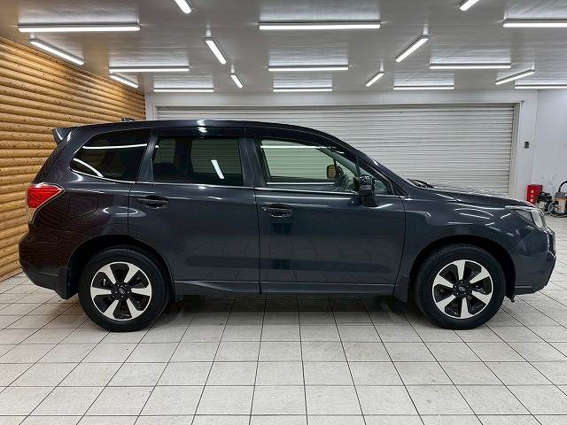 スバル フォレスターの画像18