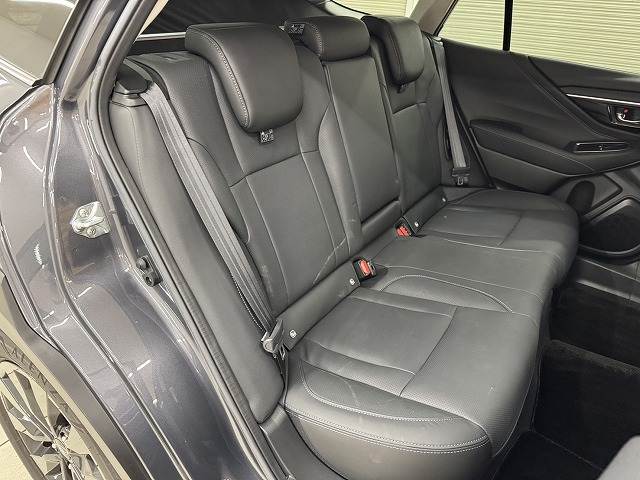 スバル レガシィアウトバックの画像9