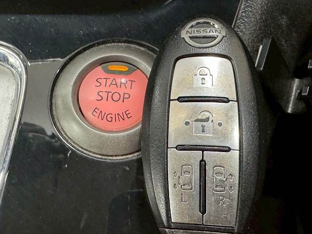 日産 セレナの画像16