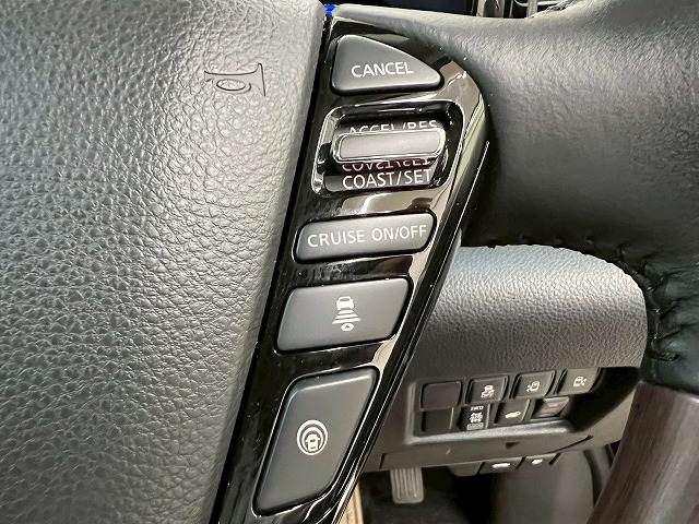 エルグランド250Highway STAR S Urban CHROME 内装他