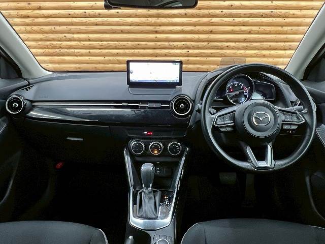 MAZDA2XD BD 内装他